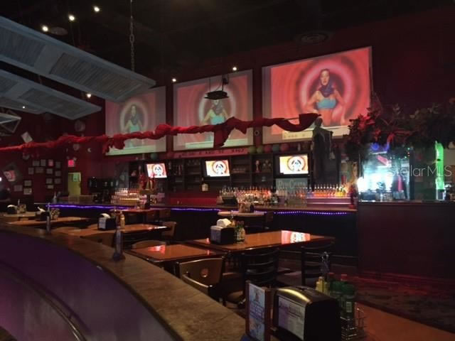 Restaurant and Bar For Sale in Brandon, FL (NET LEASED/ NNN) $1,699,000