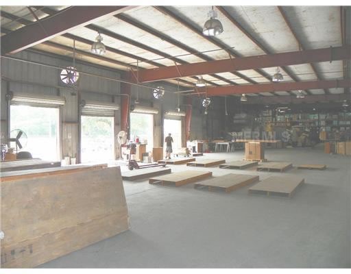 Warehouse For Sale in Leesburg, FL with 10% CAP NNN Leaseback ( TRIPLE NET NNN) $1,650,000